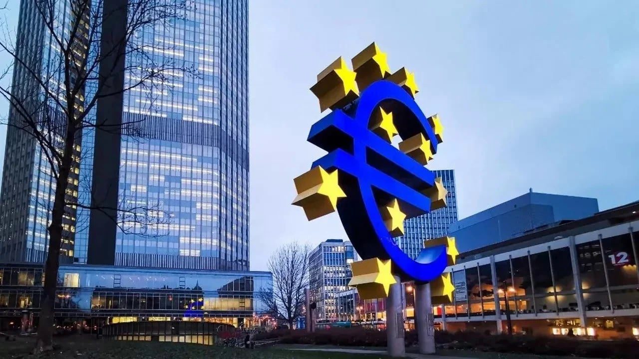 Un membre du conseil d'administration de la Banque centrale européenne parle de Bitcoin (BTC) 11